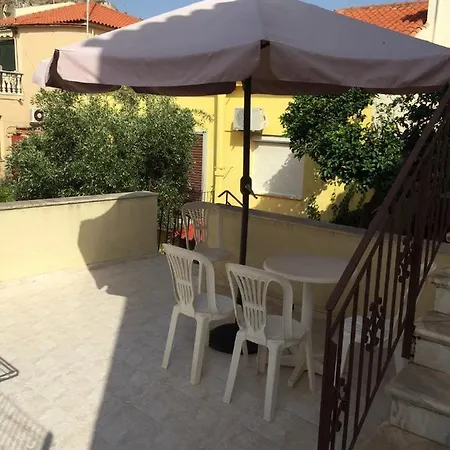 Despina Lymperi Hotel Apartments Myrina Exterior photo